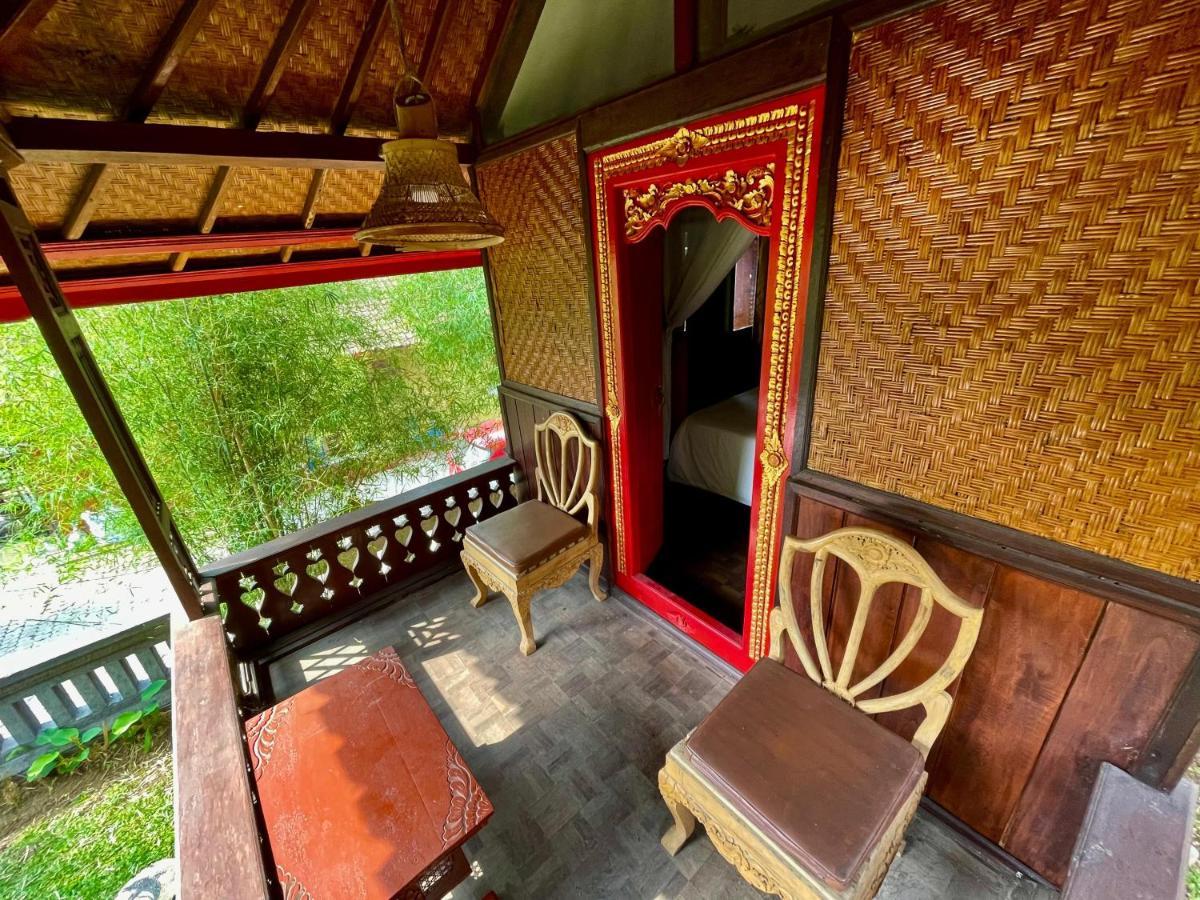 The Sangkih Villa Restaurant & Bar Munduk  Exterior photo