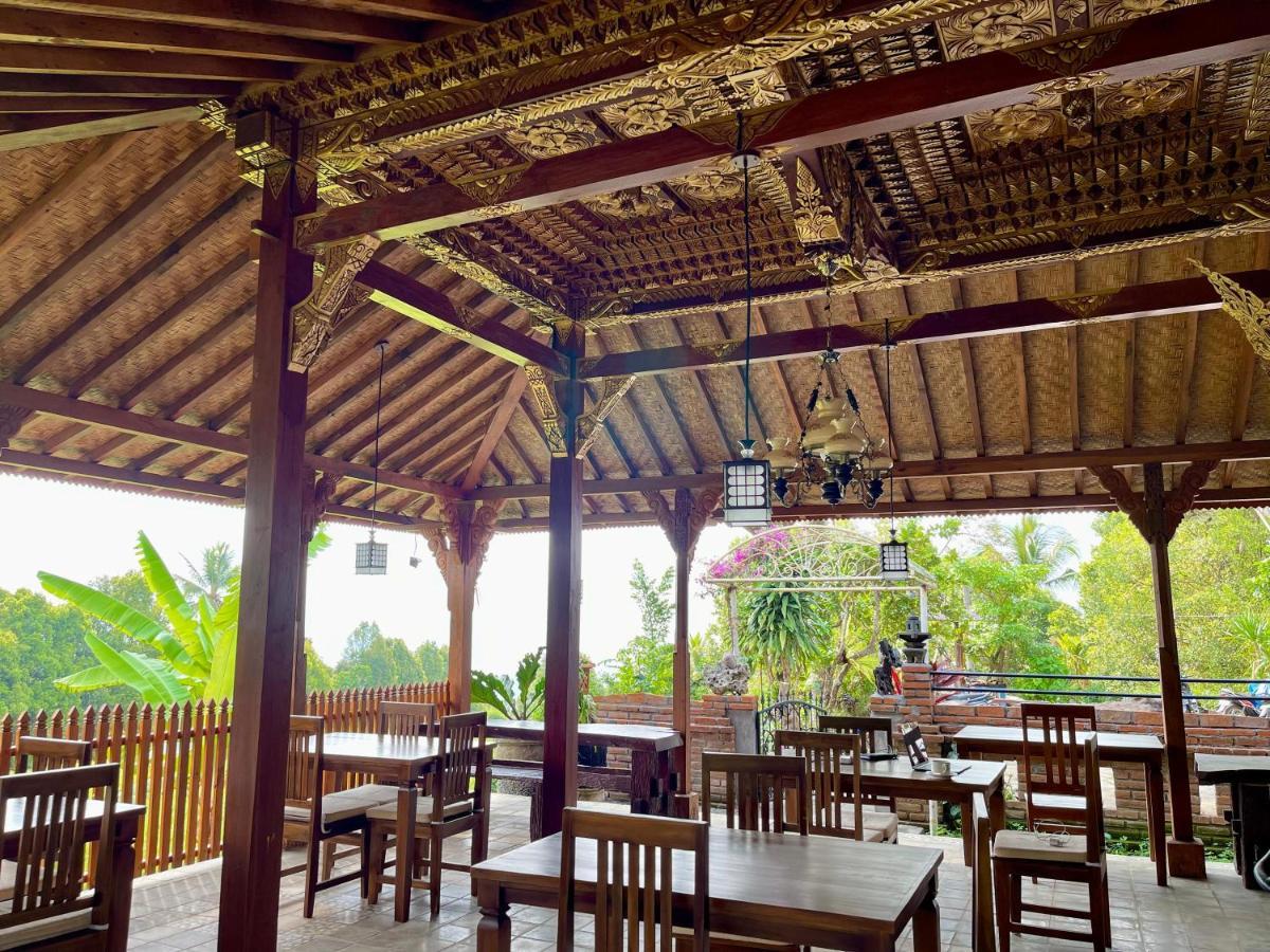 The Sangkih Villa Restaurant & Bar Munduk  Exterior photo