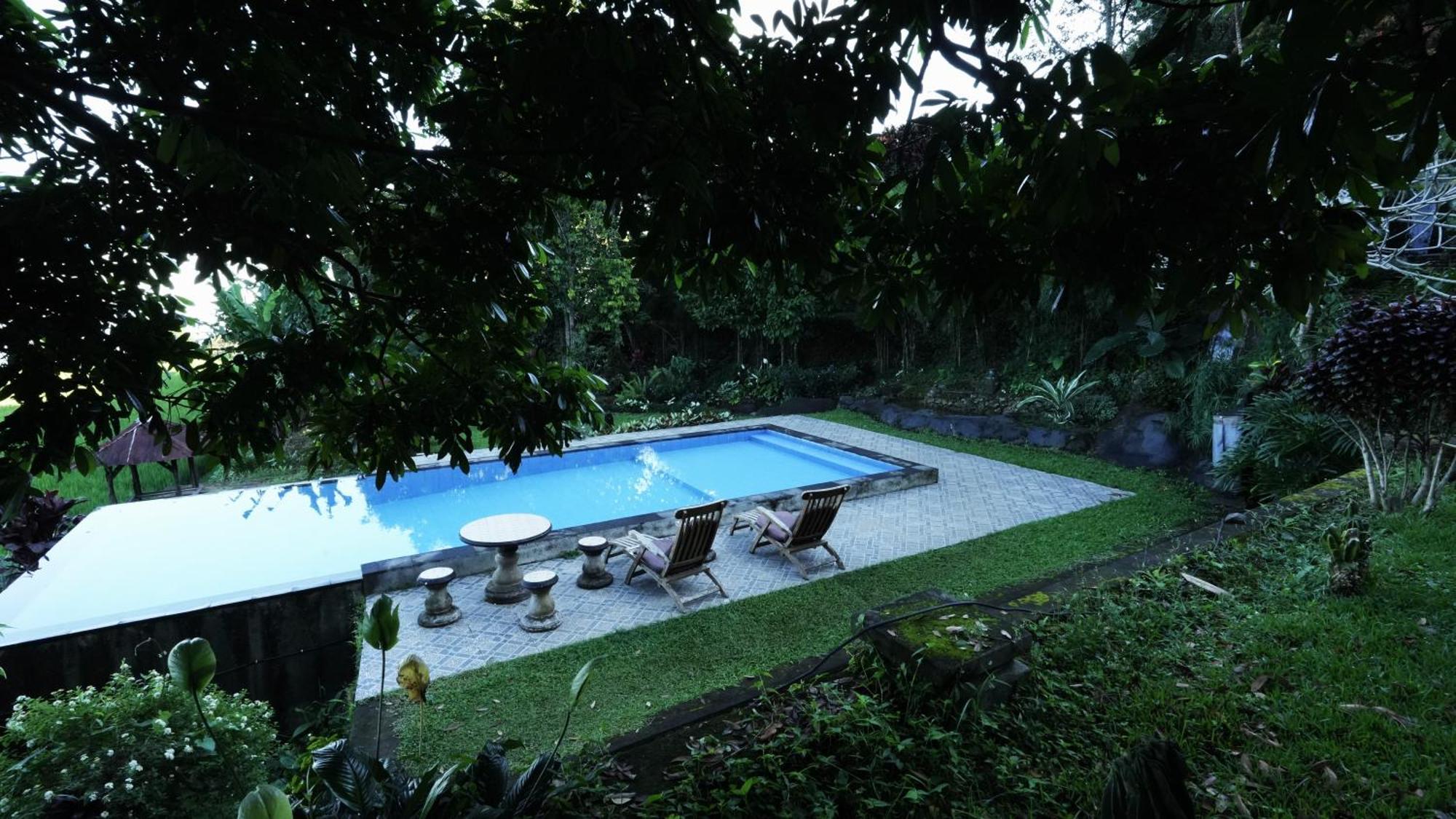 The Sangkih Villa Restaurant & Bar Munduk  Exterior photo